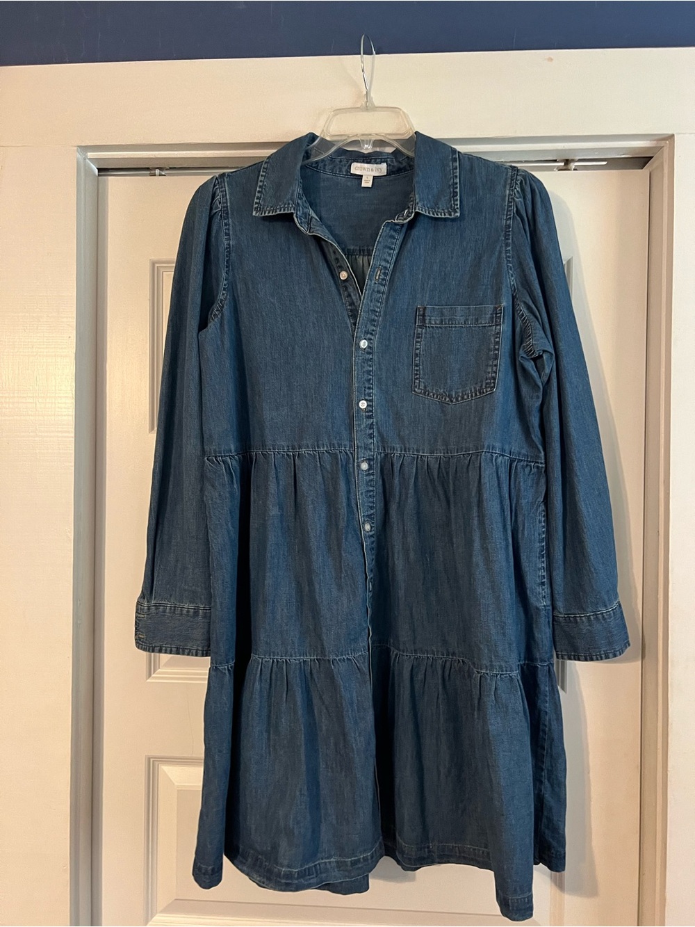 NWOT Crown & Ivy Denim Dress - Large